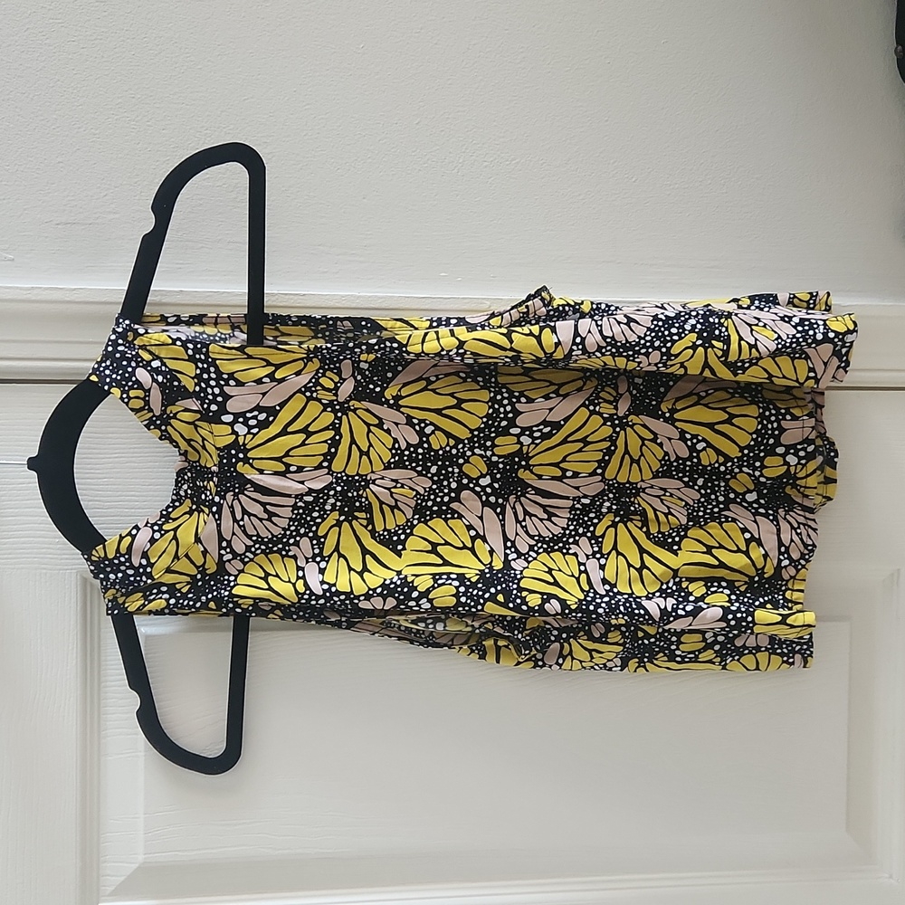 Printed sleeveless top